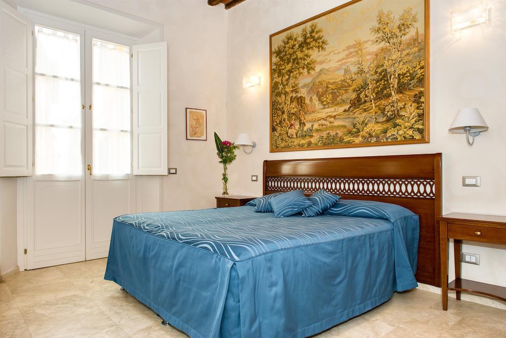 Relais Dei Mercanti B&B And Suites Pisa Room photo