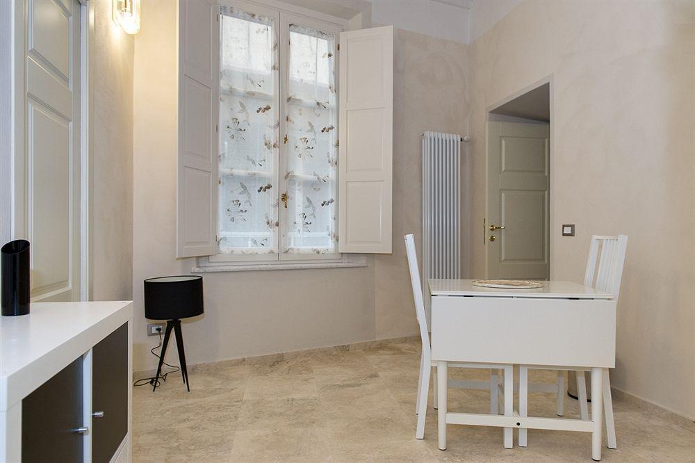 Relais Dei Mercanti B&B And Suites Pisa Exterior photo